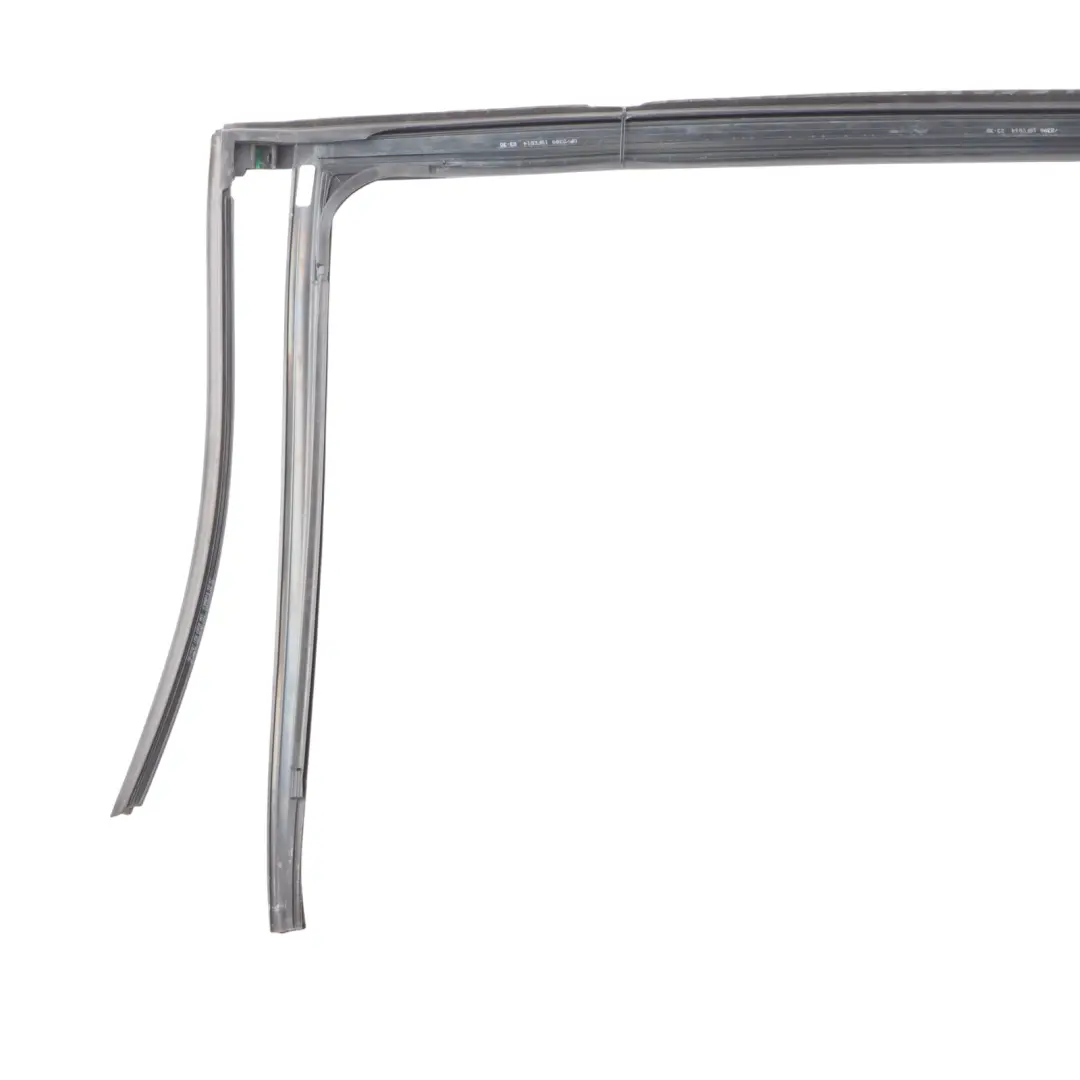 Joint Caoutchouc Cadre Vitre Porte Arrière Droite pour Mercedes X166 à propos du numéro de pièce A1667350425 Mercedes X166 Joint Caoutchouc Cadre Vitre Porte Arrière Droite - SKU A1667350425 - Numéro de pièce A1667350425