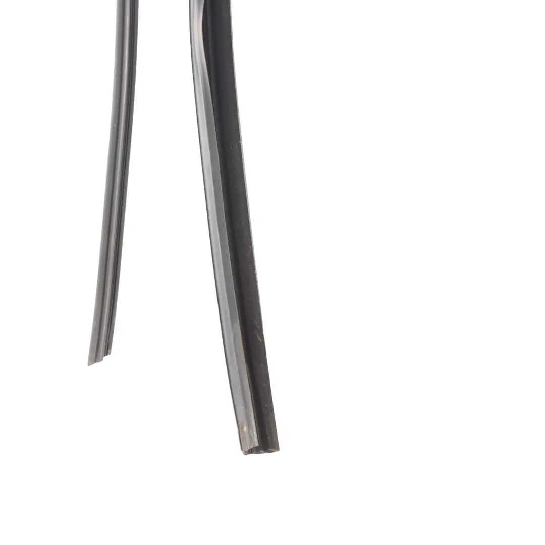 Door Window Frame Guide Rail Seal Rubber Rear Left N/S to Mercedes W166 with Part number A1667350925 Mercedes W166 Door Window Frame Guide Rail Seal Rubber Rear Left N/S - SKU A1667350925 - Part number A1667350925