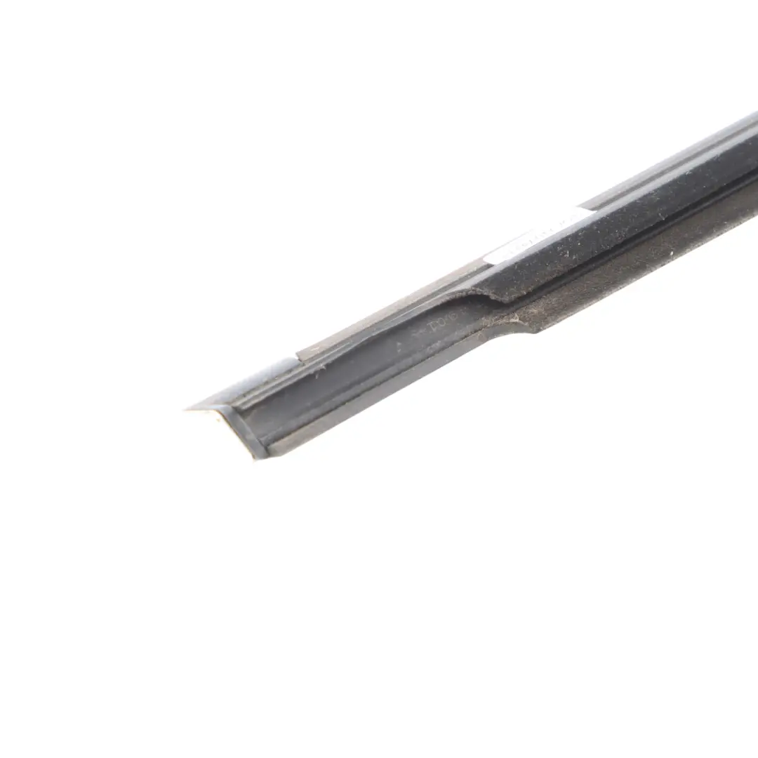 Door Seal Gasket Rail Strip Outer Right O/S to Mercedes X166 Rear with Part number A1667356800 Mercedes X166 Rear Door Seal Gasket Rail Strip Outer Right O/S - SKU A1667356800 - Part number A1667356800