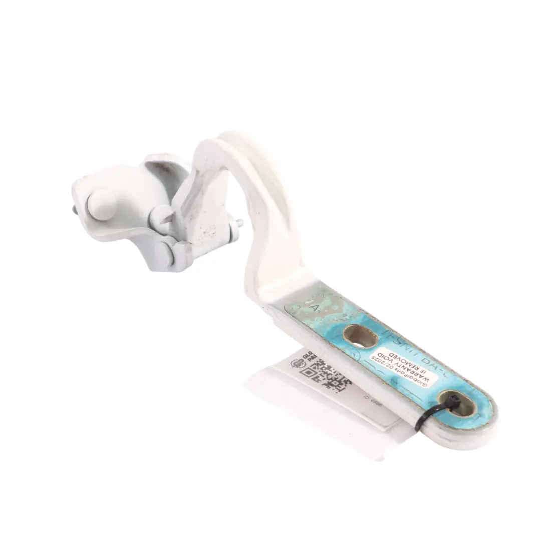 Mercedes W212 Charnière Couvercle Coffre Arrière Gauche Diamond White - 799 - SKU A1667403100-DWM - Numéro de pièce A1667403100