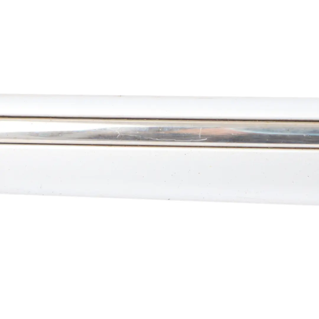 Banda moldura puerta delantera izquierda Polar Plata para Mercedes W169 con número de pieza A1696900362 Mercedes W169 Banda moldura puerta delantera izquierda Polar Plata - SKU A1696900362-PLS - Número de pieza A1696900362