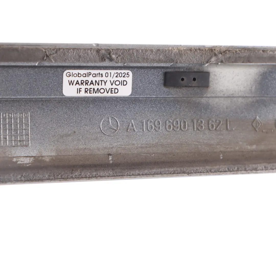 Mercedes W169 moulure porte arrière gauche argent polaire - SKU A1696901362-PLS - Numéro de pièce A1696901362