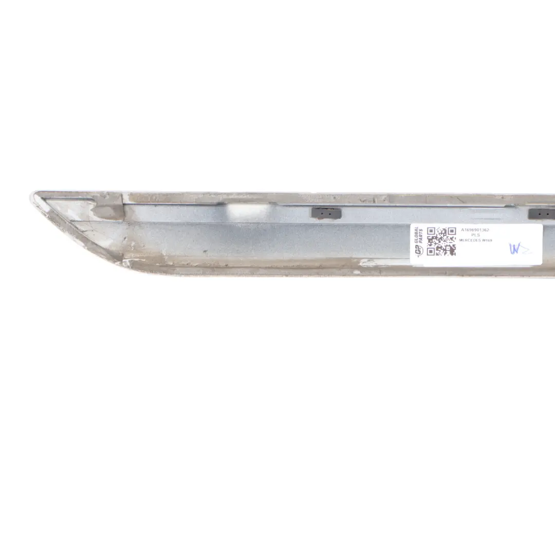 Mercedes W169 moulure porte arrière gauche argent polaire - SKU A1696901362-PLS - Numéro de pièce A1696901362