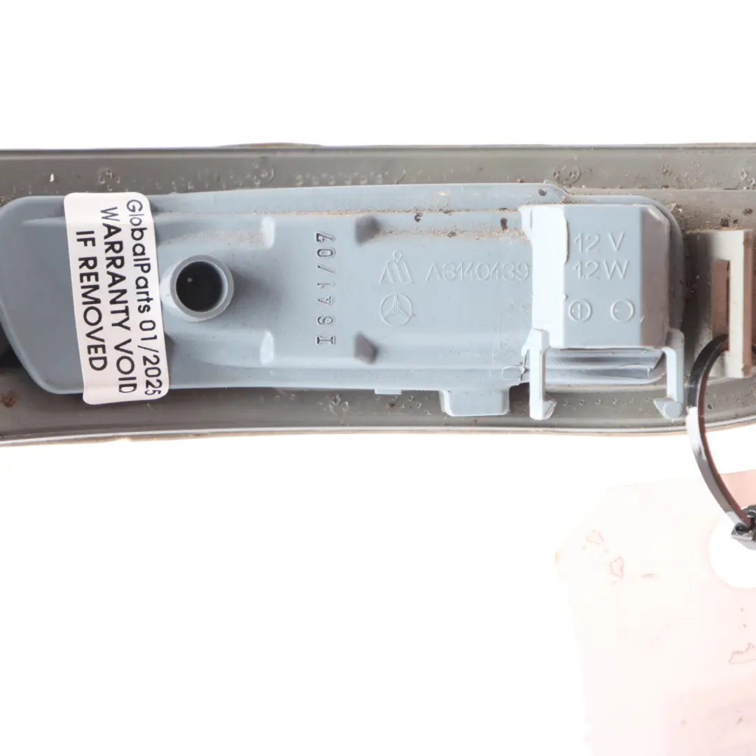 Indicatore Direzione Sinistro Specchietto Retrovisore per Mercedes W169 con numero di parte A1698200521 Mercedes W169 Indicatore Direzione Sinistro Specchietto Retrovisore - SKU A1698200521 - Numero di parte A1698200521