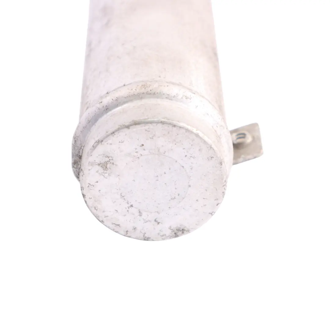 A/C Air Condition Receiver Drier Dryer to Mercedes W245 with Part number A1698300058 Mercedes W245 A/C Air Condition Receiver Drier Dryer - SKU A1698300058 - Part number A1698300058