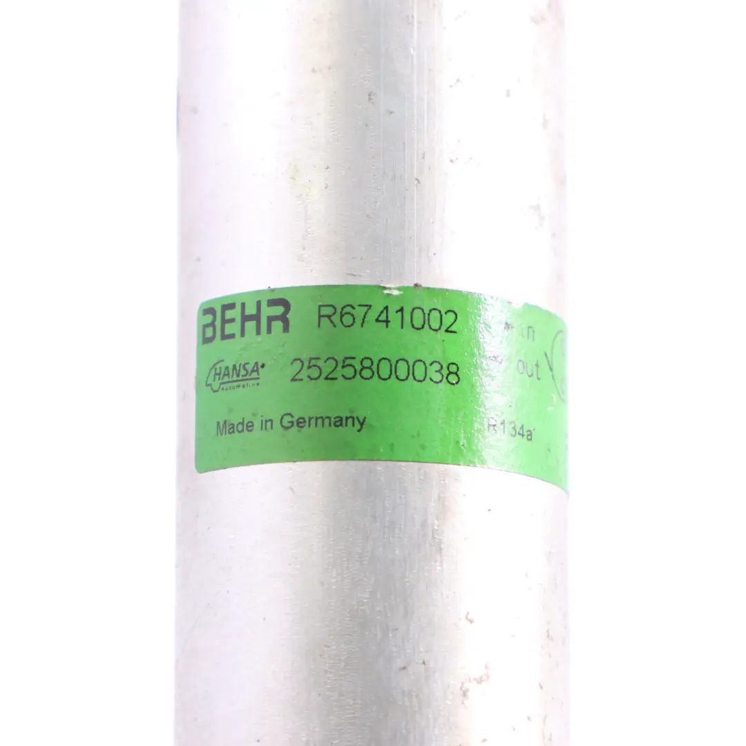 A/C Air Condition Receiver Drier Dryer to Mercedes W245 with Part number A1698300058 Mercedes W245 A/C Air Condition Receiver Drier Dryer - SKU A1698300058 - Part number A1698300058