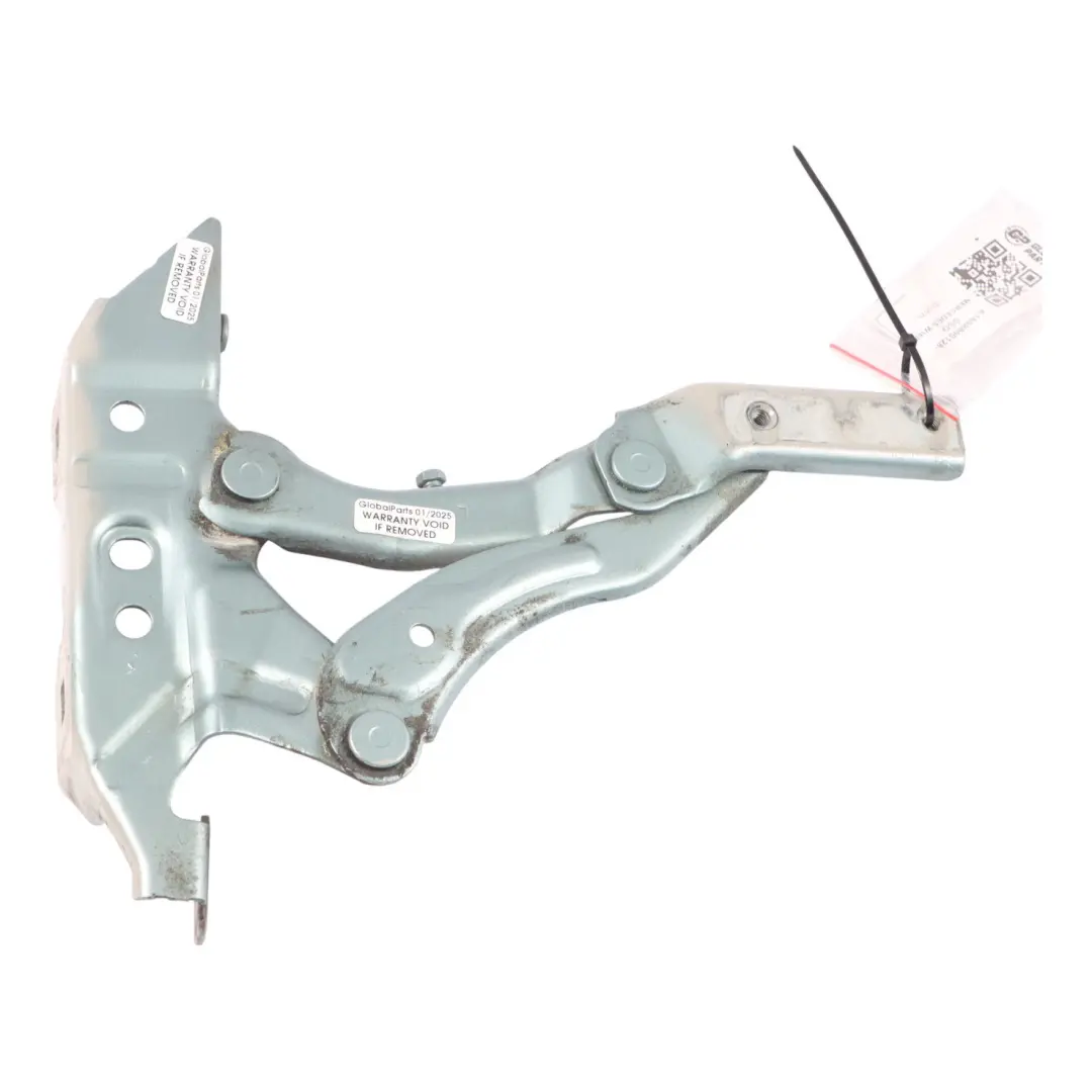 Bisagra de capó delantero izquierdo Source Blue Metallic - 958 para Mercedes W169 con número de pieza A1698800128 Mercedes W169 Bisagra de capó delantero izquierdo Source Blue Metallic - 958 - SKU A1698800128-SSO - Número de pieza A1698800128