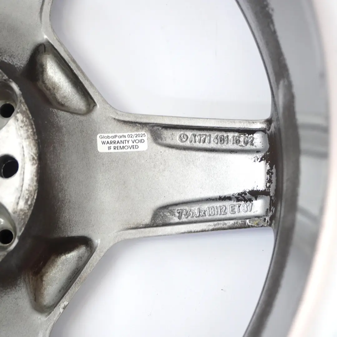 Felga Aluminiowa Srebrna 18" 7,5J ET:37 do Mercedes R171 C209 AMG o numerze A1714011602 Mercedes R171 C209 AMG Felga Aluminiowa Srebrna 18" 7,5J ET:37 - SKU A1714011602-2 - Numer Części A1714011602