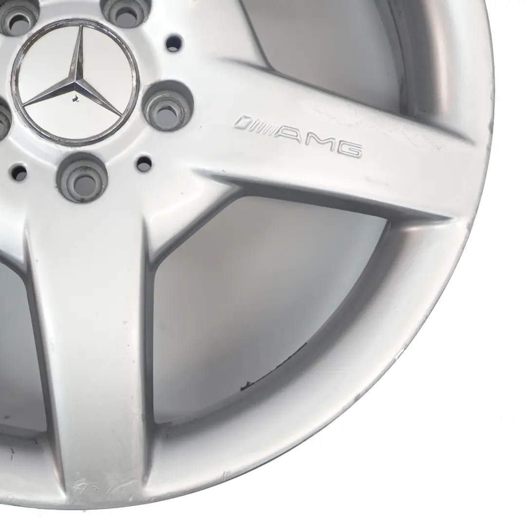 Cerchio lega anteriore argento 18" 7,5J ET:37 per Mercedes R171 C209 AMG con numero di parte A1714011602 Mercedes R171 C209 AMG Cerchio lega anteriore argento 18" 7,5J ET:37 - SKU A1714011602-2 - Numero di parte A1714011602