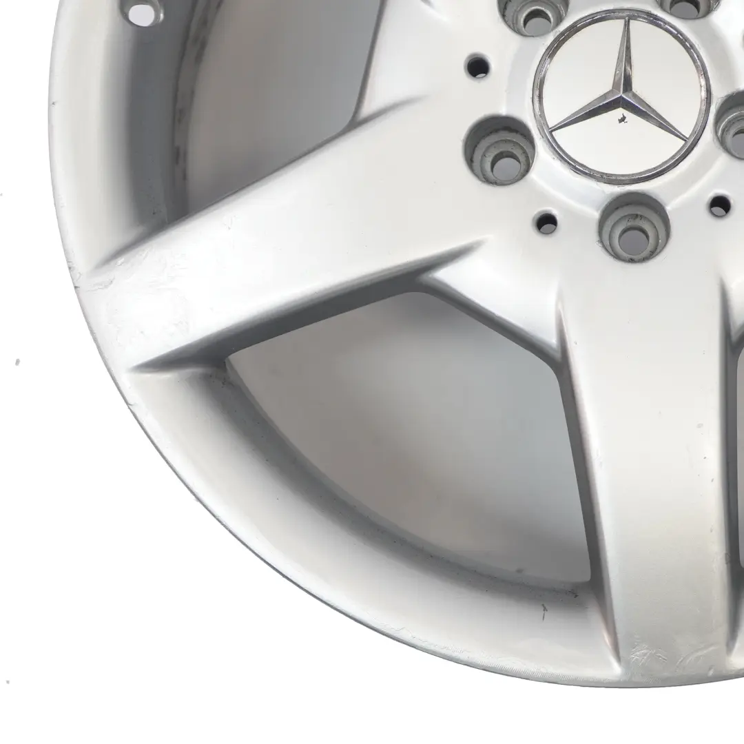Felga Aluminiowa Srebrna 18" 7,5J ET:37 do Mercedes R171 C209 AMG o numerze A1714011602 Mercedes R171 C209 AMG Felga Aluminiowa Srebrna 18" 7,5J ET:37 - SKU A1714011602-2 - Numer Części A1714011602