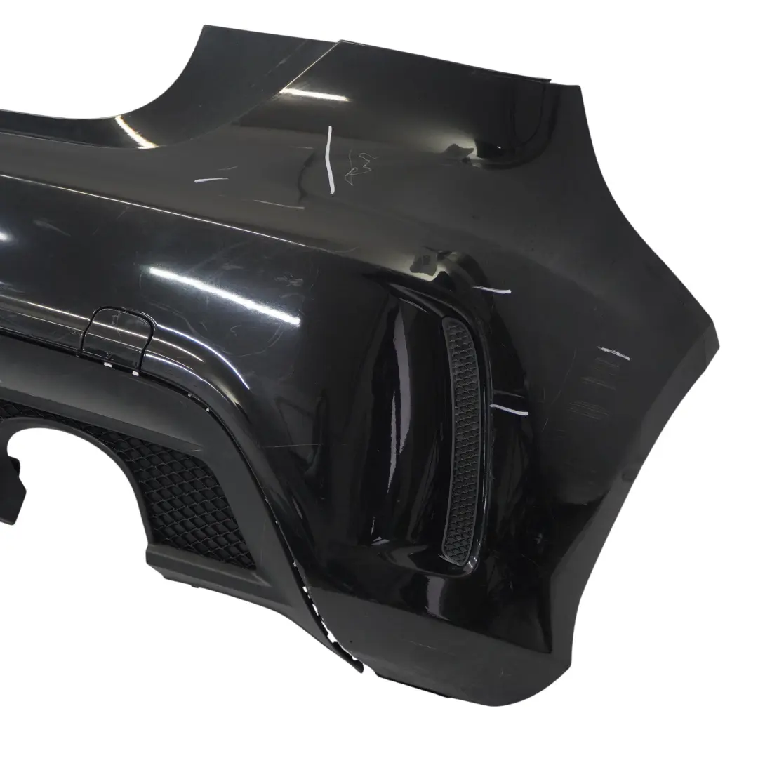 Zderzak Tylny AMG Kosmos Black Czarny Metallic - 191 do Mercedes W176 o numerze A1768805740 Mercedes W176 Zderzak Tylny AMG Kosmos Black Czarny Metallic - 191 - SKU A1768805740-KB - Numer Części A1768805740