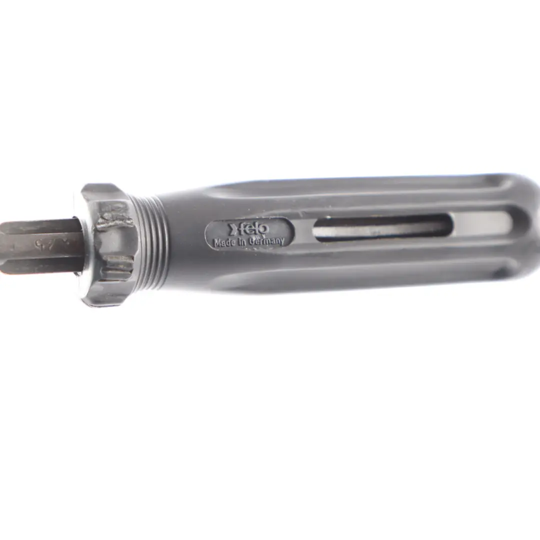 W905 W906 CL C215 W220 R129 Screwdriver to Mercedes CLK C208 Sprinter with Part number A2015810117 Mercedes CLK C208 Sprinter W905 W906 CL C215 W220 R129 Screwdriver - SKU A2015810117 - Part number A2015810117