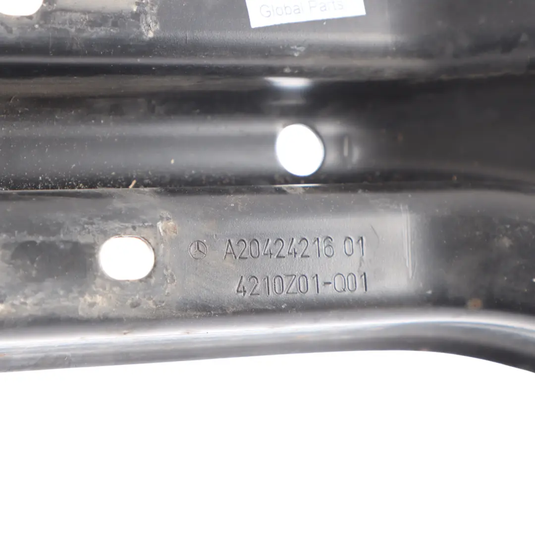 Halterung für Mercedes W204 C207 Motor mit Teilenummer A2042421601 Mercedes W204 C207 Motor Halterung - SKU A2042421601 - Teilenummer A2042421601