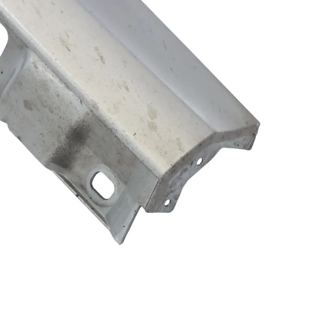 Seiten Tür schweller Abdeckung Rechts Palladium Silber 792 für Mercedes W204 mit Teilenummer A2046980454 Mercedes W204 Seiten Tür schweller Abdeckung Rechts Palladium Silber 792 - SKU A2046980454-PAL1 - Teilenummer A2046980454