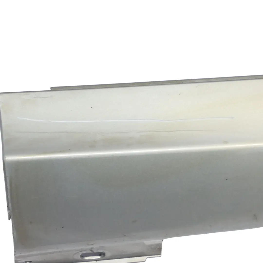 Gonna Laterale Copertura Soglia Porta Destra Palladium Silver 792 per Mercedes W204 con numero di parte A2046980454 Mercedes W204 Gonna Laterale Copertura Soglia Porta Destra Palladium Silver 792 - SKU A2046980454-PAL2 - Numero di parte A2046980454