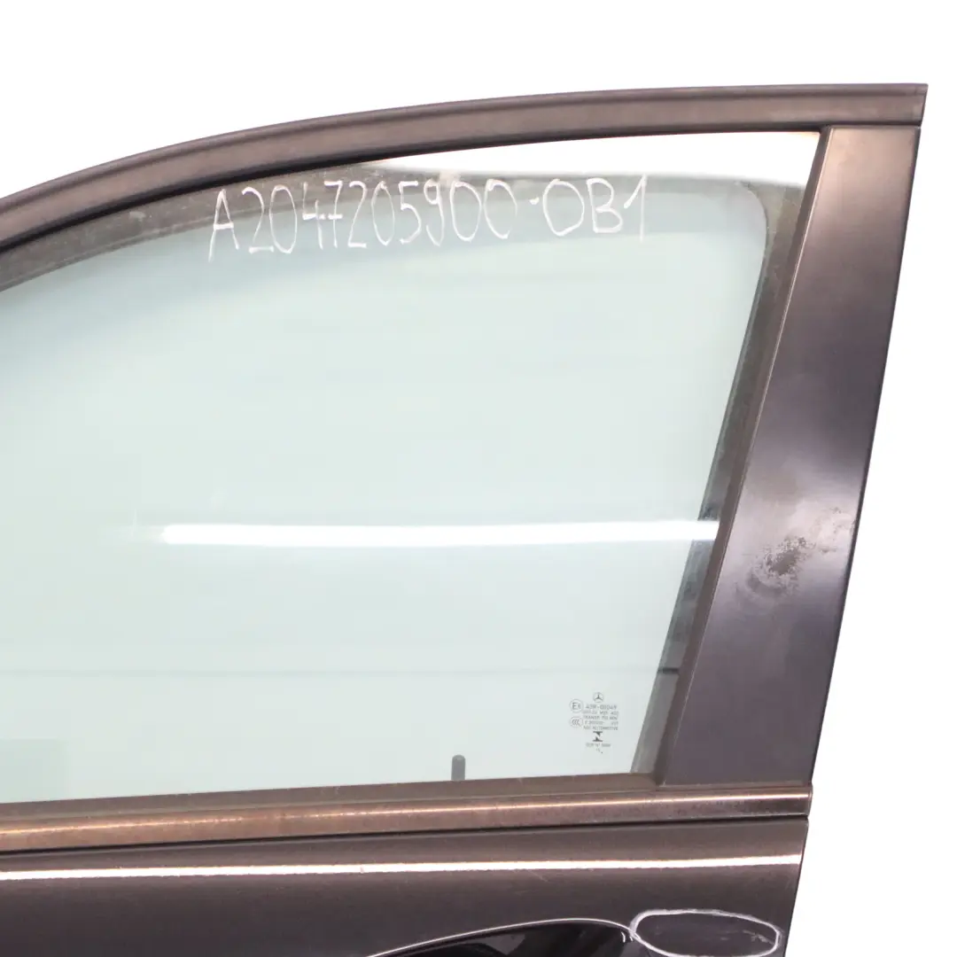 Mercedes W204 Porte Avant Gauche Obsidian Black Noir Metallic - 197 - SKU A2047205900-OB1 - Numéro de pièce A2047205900