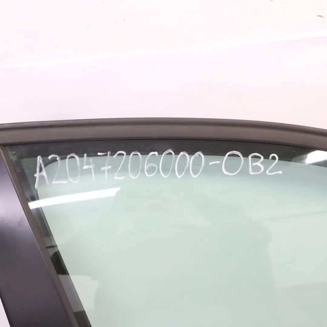 Mercedes W204 Puerta Delantera Derecha Obsidian Black Metallic - 197 - SKU A2047206000-OB2 - Número de pieza A2047206000