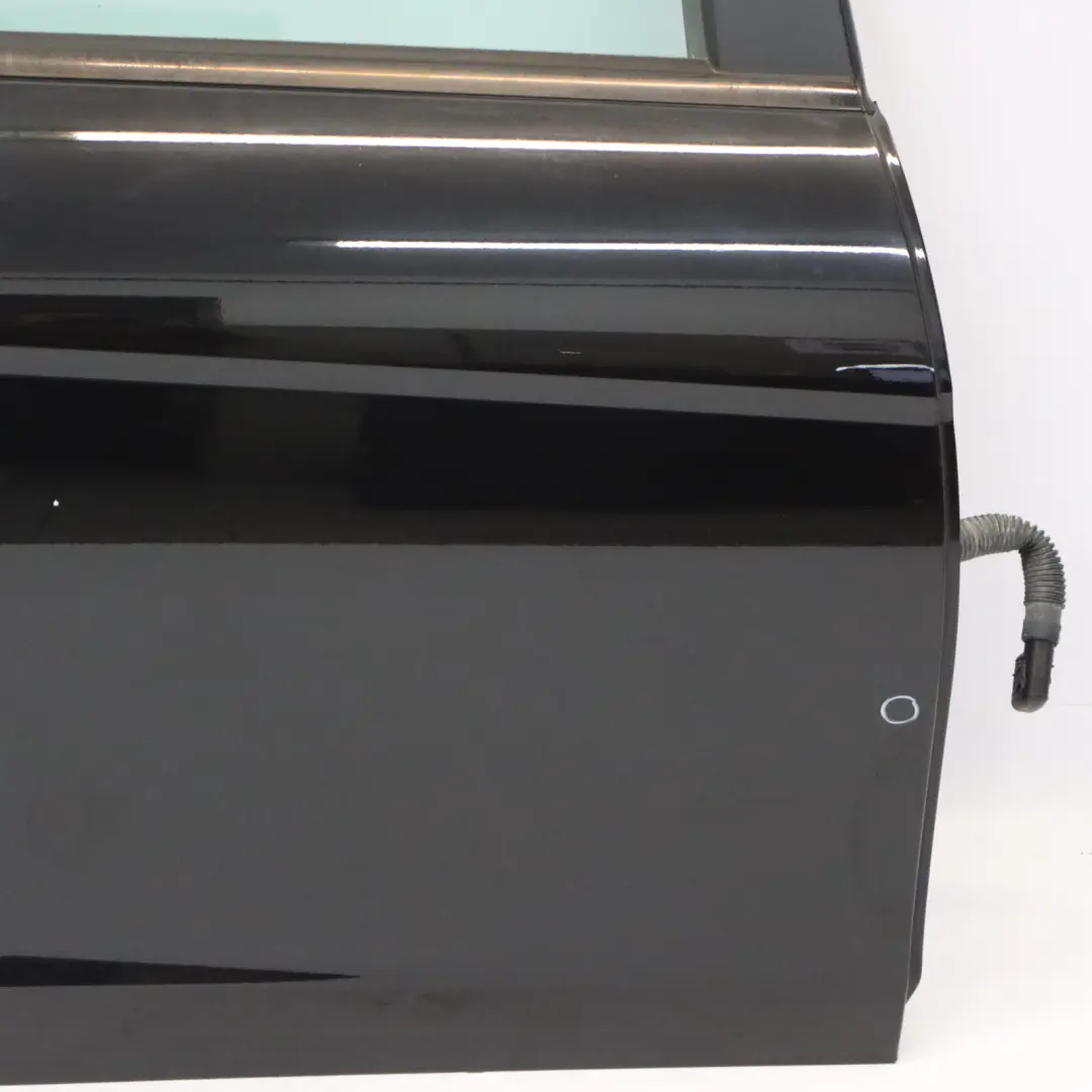 Mercedes S204 Porte Arrière Droite Obsidian Black Métallisé - 197 - SKU A2047302400-OB1 - Numéro de pièce A2047302400