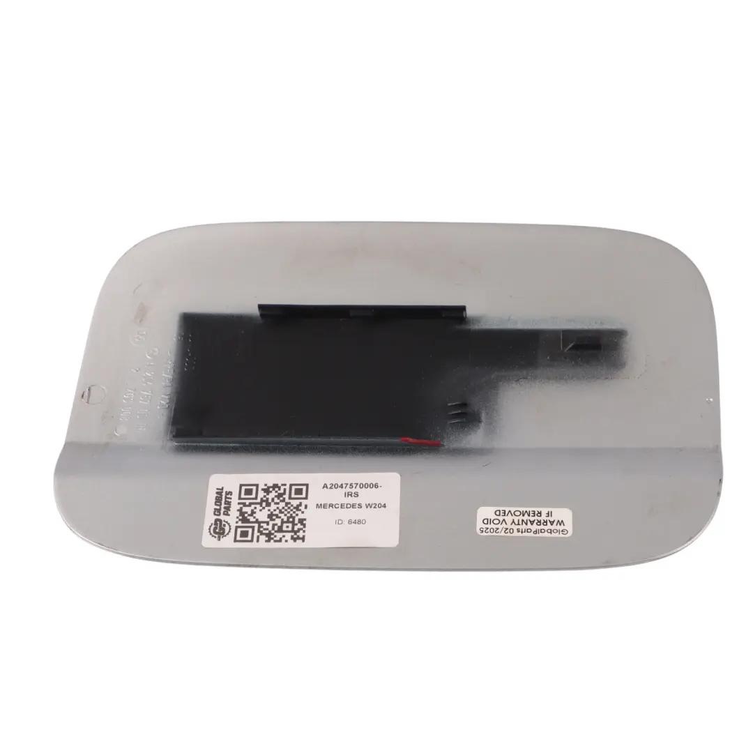 Couvercle carburant Argent iridium métallisé 775 pour Mercedes W204 à propos du numéro de pièce A2047570006 Mercedes W204 Couvercle carburant Argent iridium métallisé 775 - SKU A2047570006-IRS - Numéro de pièce A2047570006