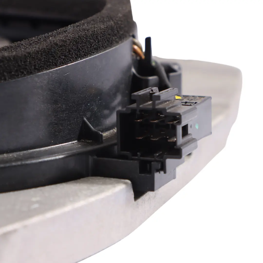 Głośnik Subwoofer Bagażnik Tylna Półka do Mercedes W204 C207 o numerze A2048205002 Mercedes W204 C207 Głośnik Subwoofer Bagażnik Tylna Półka - SKU A2048205002 - Numer Części A2048205002