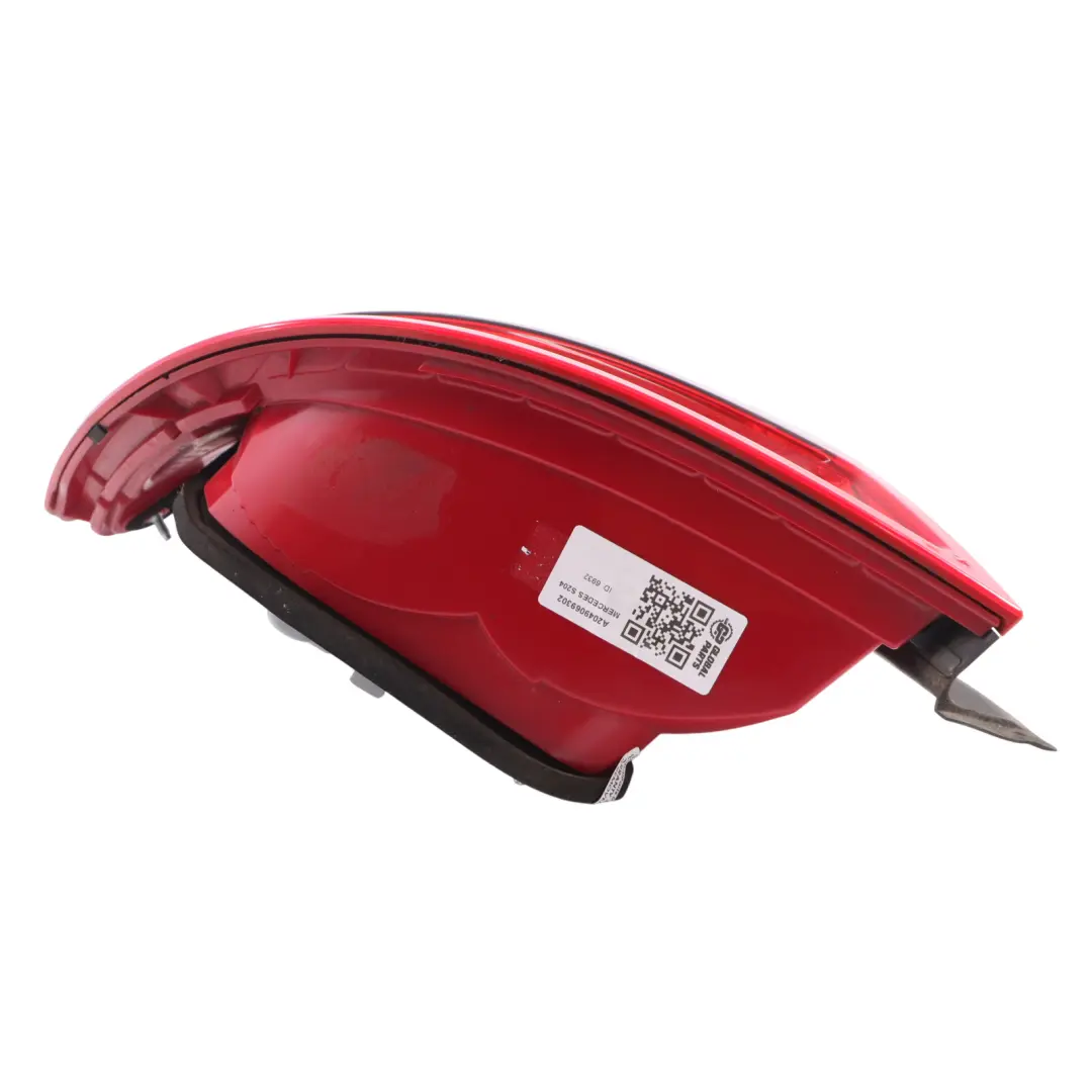 Mercedes W204 Luz Trasera Izquierda Panel Lateral - SKU A2049069302 - Número de pieza A2049069302