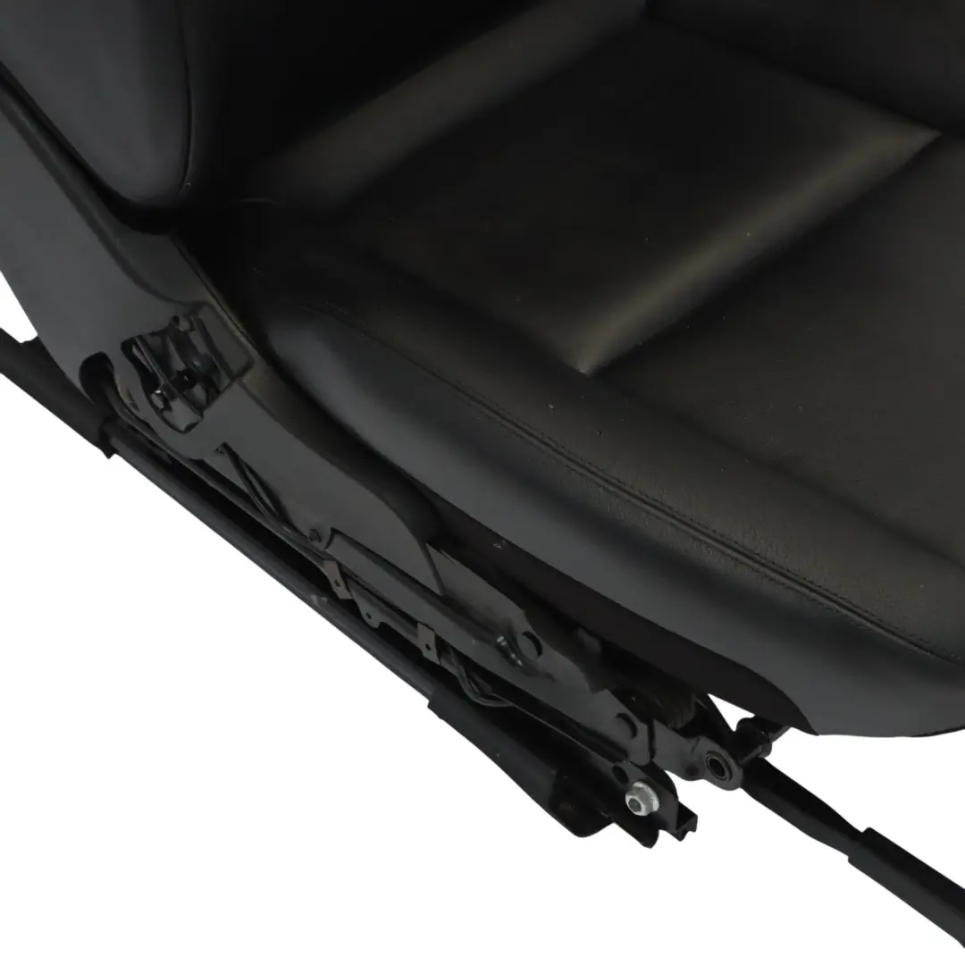 Mercedes W204 S204 Sedile anteriore sinistro Sport Pelle Nero Interno Elettrico - SKU A2049104547-7 - Numero di parte A2049104547