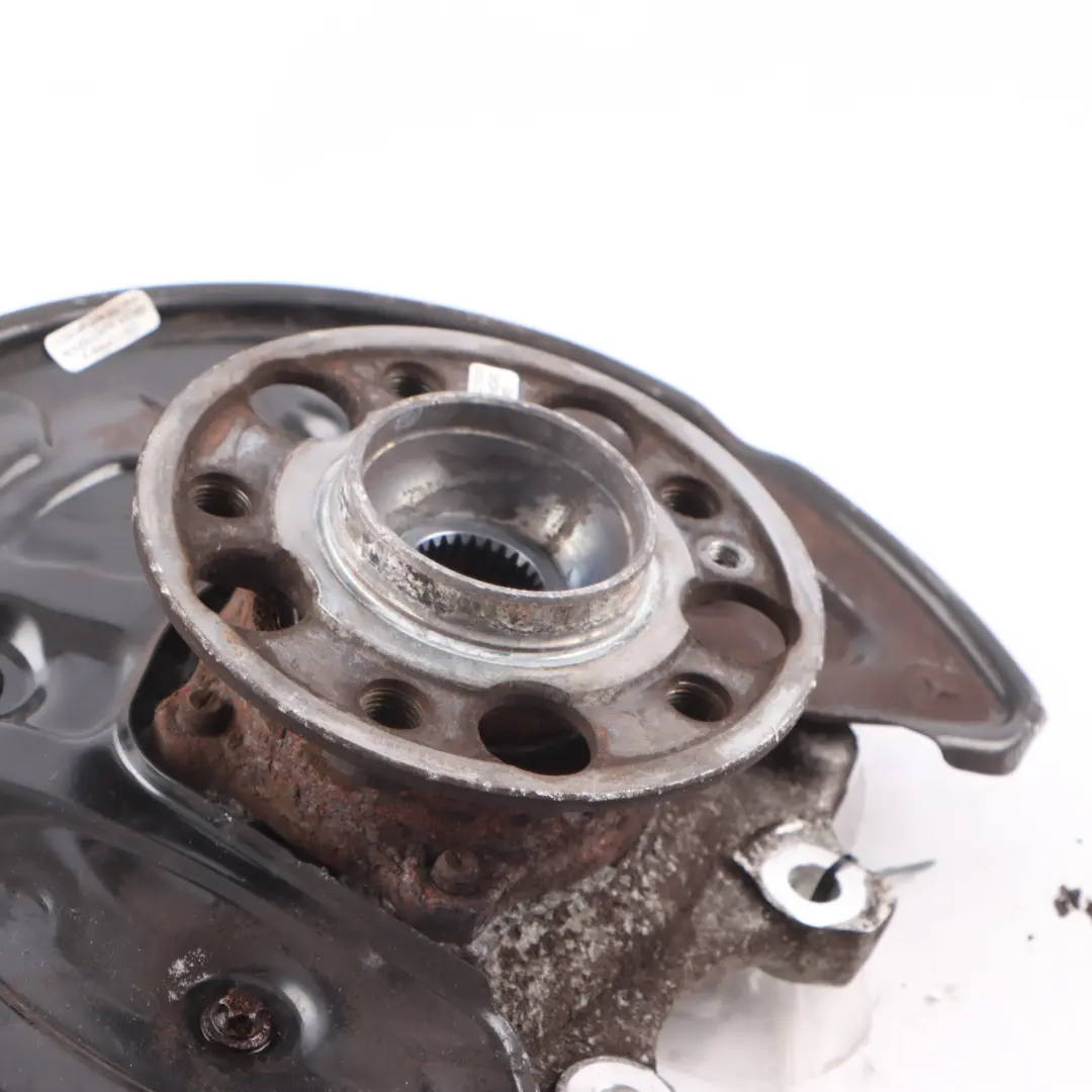 Portaruota Mercedes W205 cuscinetto mozzo ruota posteriore sinistro per con numero di parte A2053500141 Portaruota Mercedes W205 cuscinetto mozzo ruota posteriore sinistro - SKU A2053500141-4 - Numero di parte A2053500141