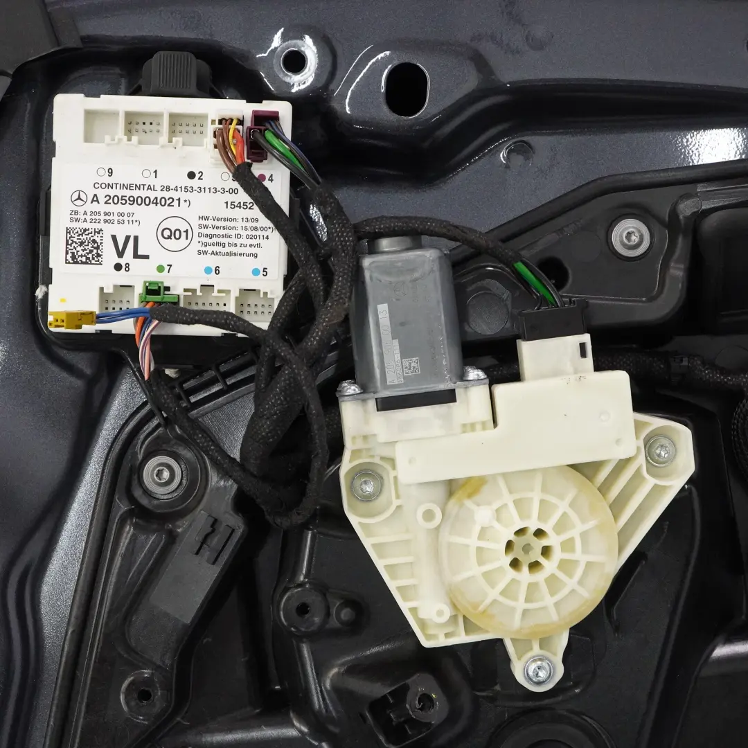 Mercedes W205 Door Front Left N/S Tenorite Grey Metallic - 755 - SKU A2057200105-TNG - Part number A2057200105