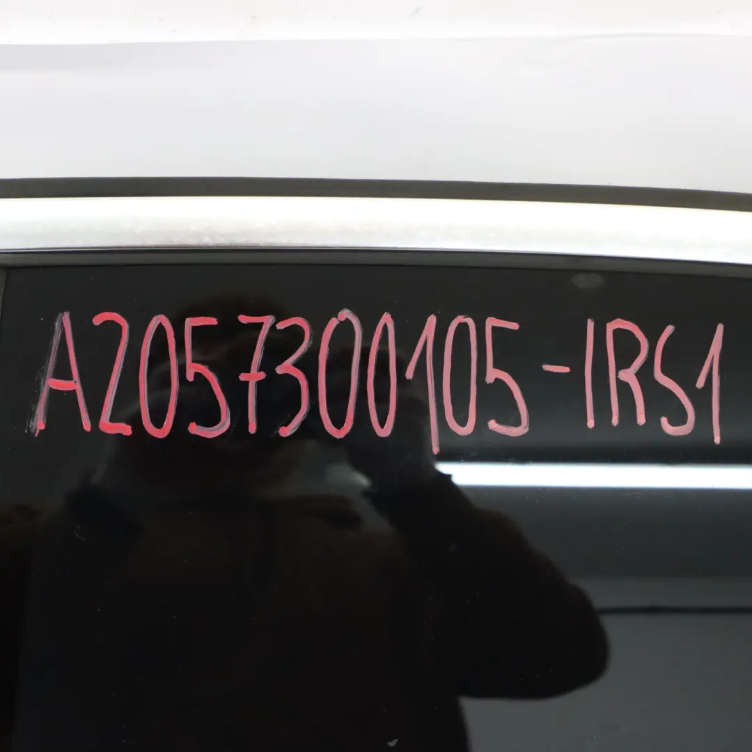 Mercedes W205 Drzwi Lewy Tył Iridium Silver Srebrny Metalik - 775 - SKU A2057300105-IRS1 - Numer Części A2057300105