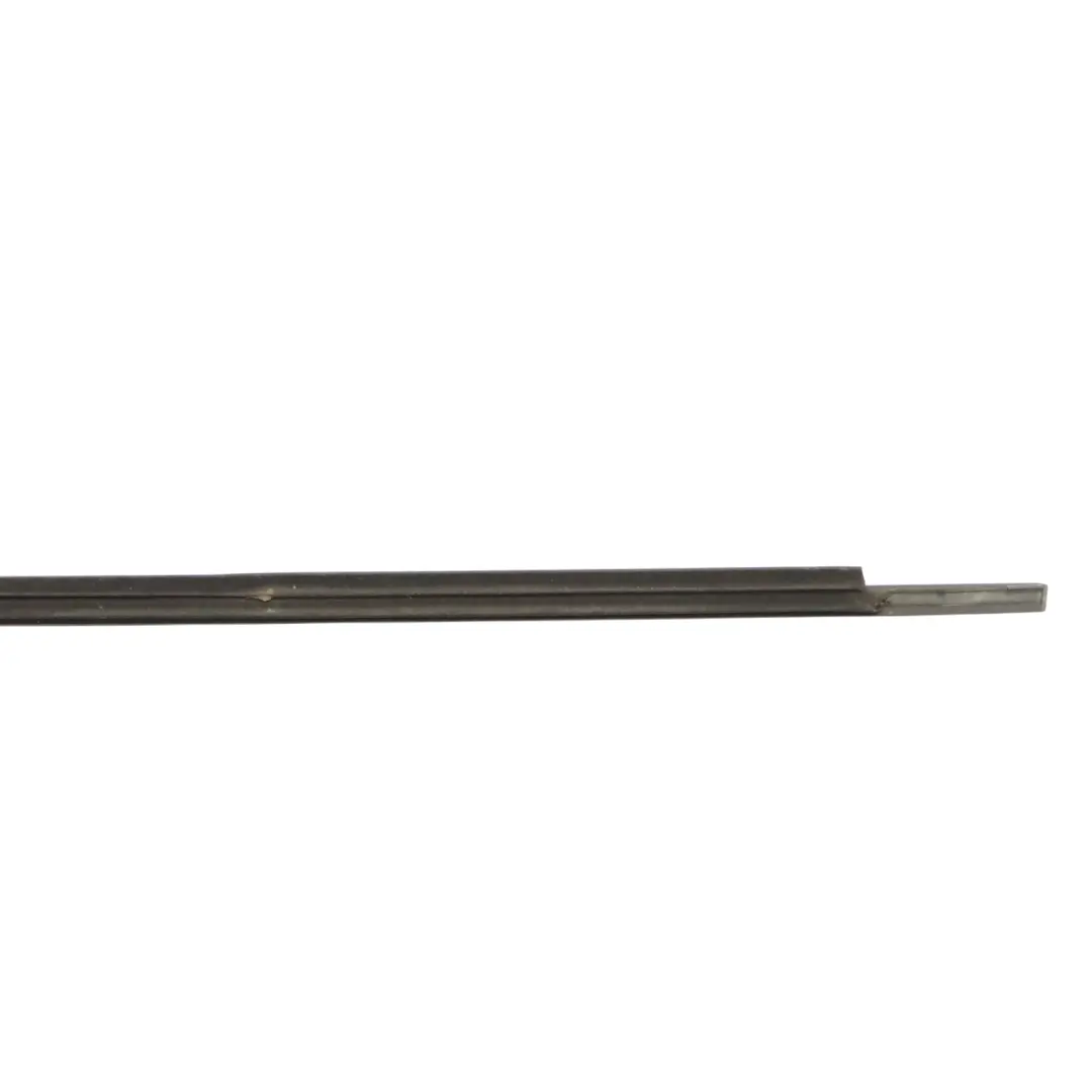 Mercedes W205 Finestra Porta Modanatura Posteriore Destra Argento - SKU A2057305000 - Numero di parte A2057305000