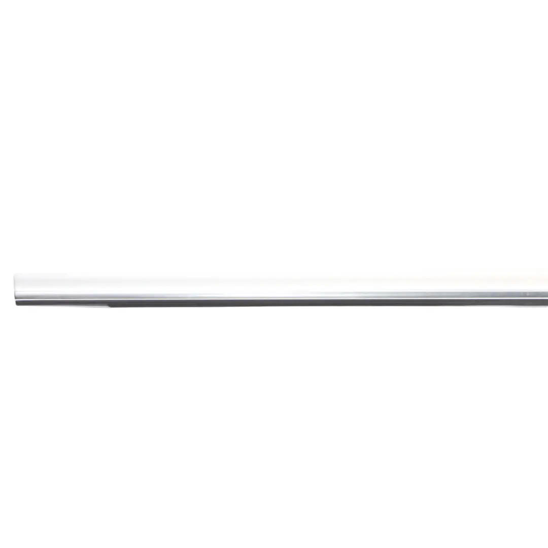 Mercedes W212 Banda de ventana Moldura de puerta trasera derecha - SKU A2057305000 - Número de pieza A2057305000