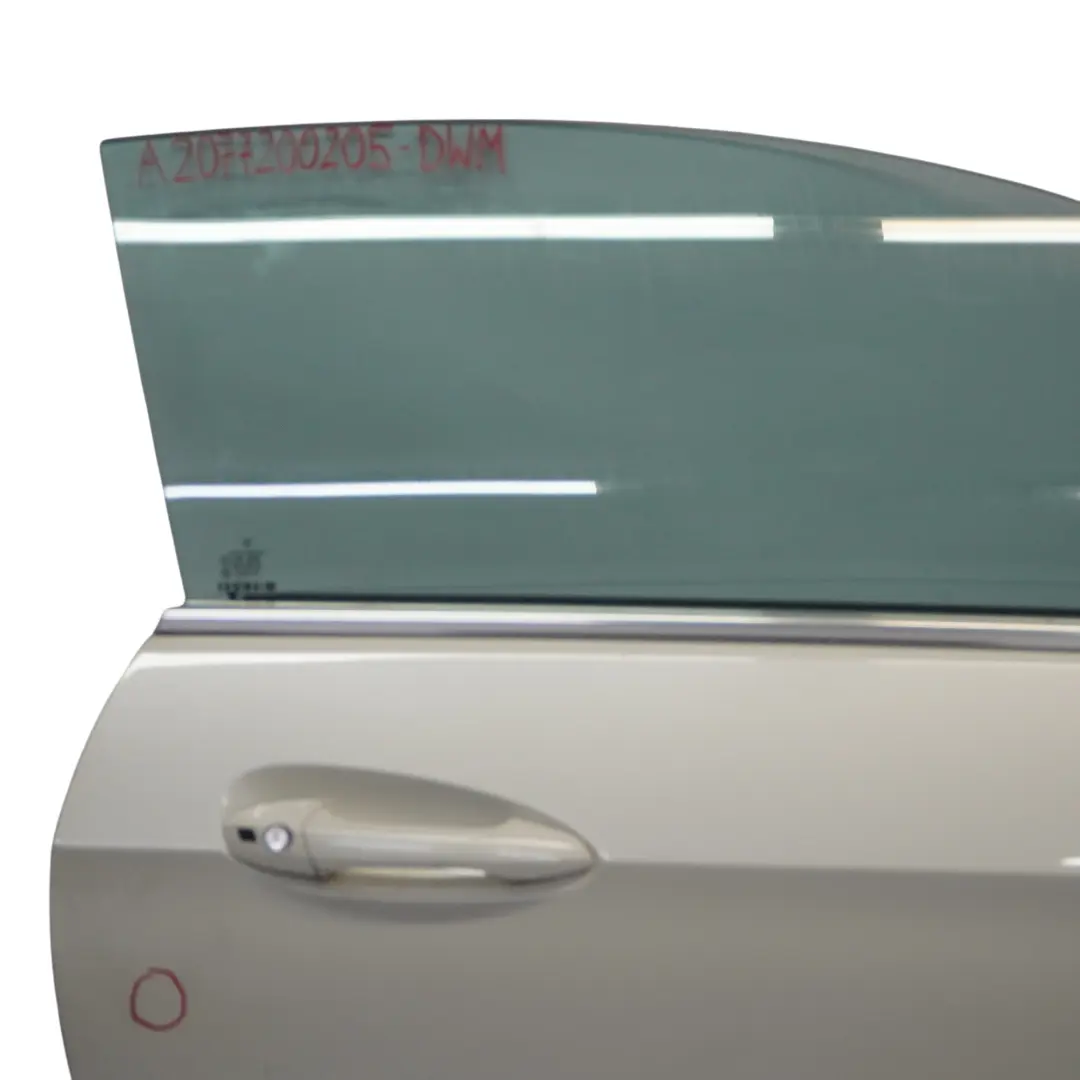 Mercedes W207 Puerta Delantera Derecha A207 C207 Diamond White Metalic - 799 - SKU A2077200205-DWM - Número de pieza A2077200205