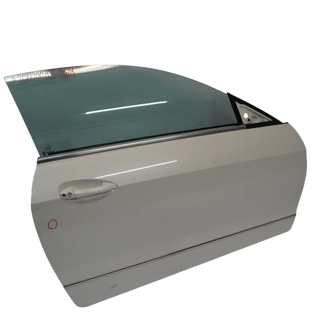 W207 Porta Anteriore Destra A207 C207 Diamante Bianco Metalic - 799 per Mercedes con numero di parte A2077200205 Mercedes W207 Porta Anteriore Destra A207 C207 Diamante Bianco Metalic - 799 - SKU A2077200205-DWM - Numero di parte A2077200205