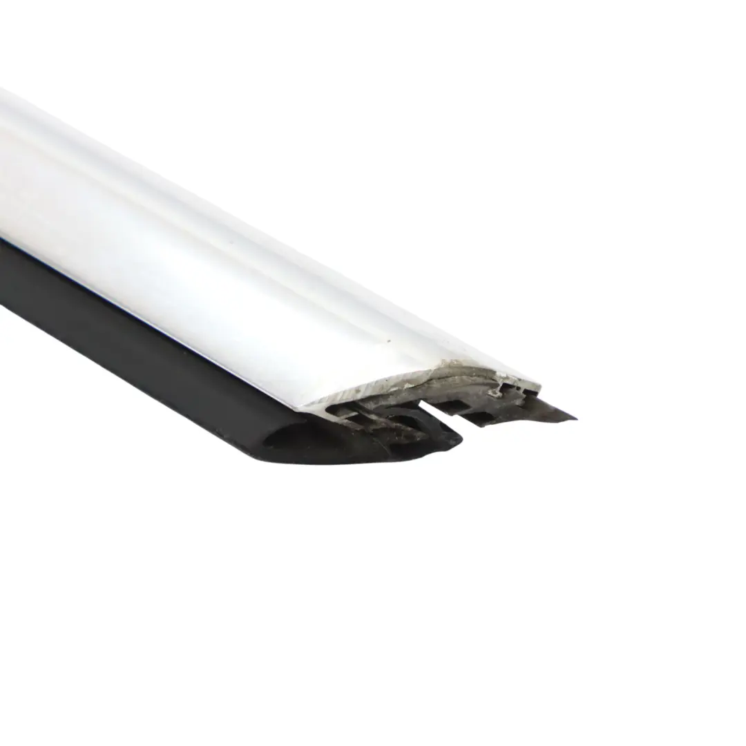 Bande De Vitre Extérieure De Porte Avant Gauche pour Mercedes C207 à propos du numéro de pièce A2077250182 Mercedes C207 Bande De Vitre Extérieure De Porte Avant Gauche - SKU A2077250182 - Numéro de pièce A2077250182