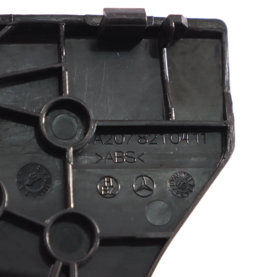  Centre Console Connector Mercedes W204 W207 USB Port Socket Trim - SKU A2078210411-1 - Part number A2078210411