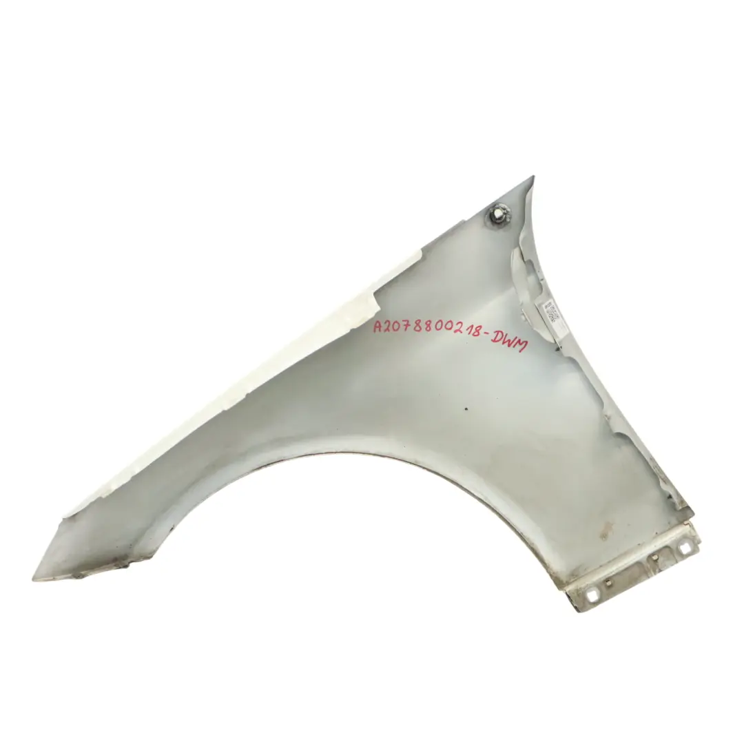 Mercedes W207 Błotnik Prawy Przedni Diamond White Biały - 799 - SKU A2078800218-DWM - Numer Części A2078800218