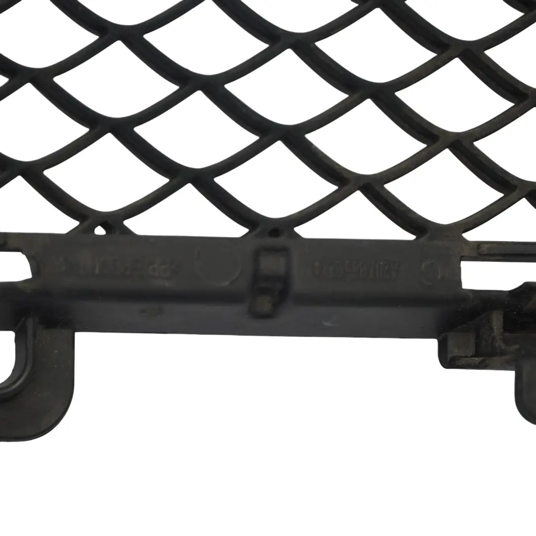 Garniture couvercle calandre pare chocs avant Mercedes C207 - SKU A2078850224 - Numéro de pièce A2078850224