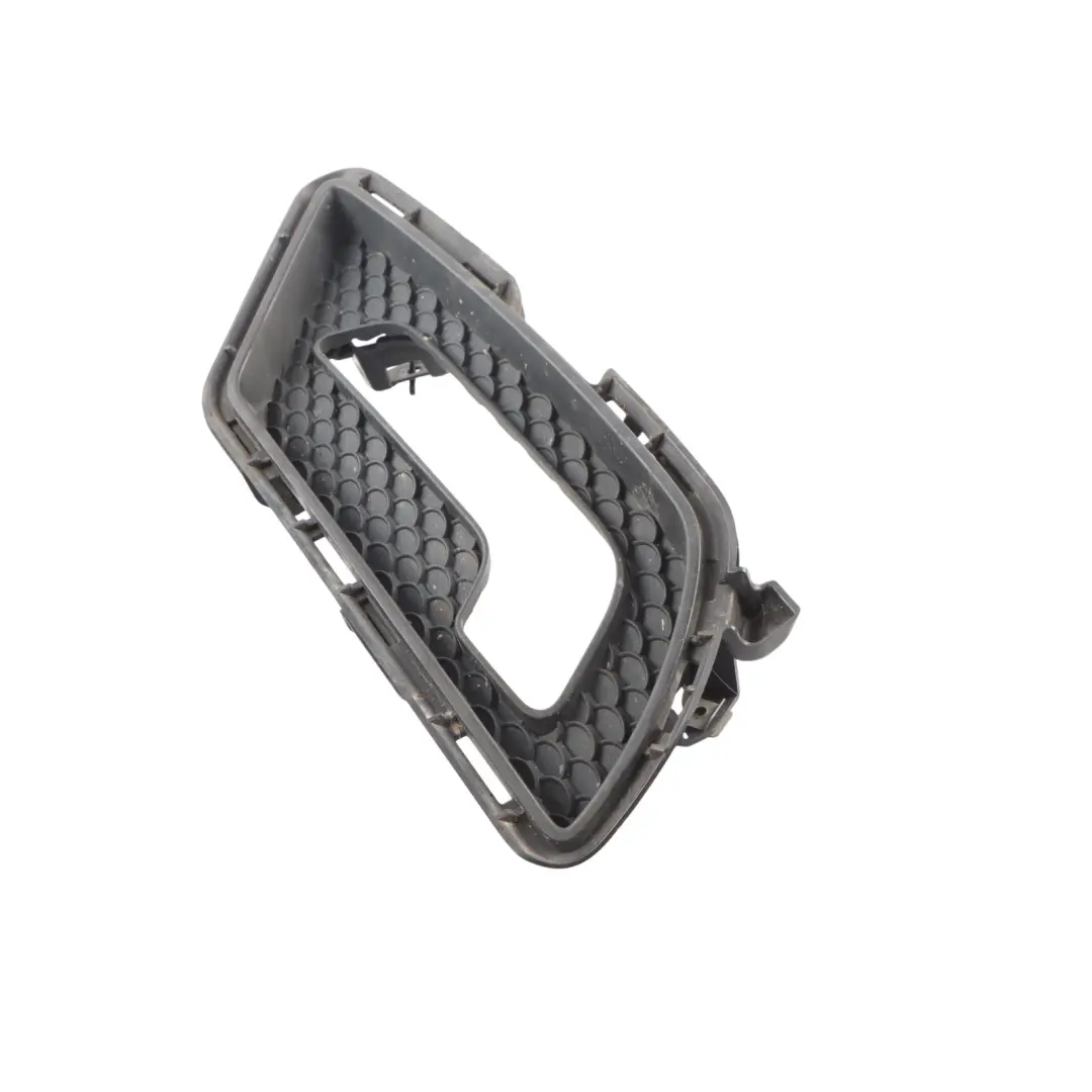 Mercedes C207 Osłona Lampy Przeciwmgielnej Zderzaka Lewy Przód - SKU A2078850353 - Numer Części A2078850353