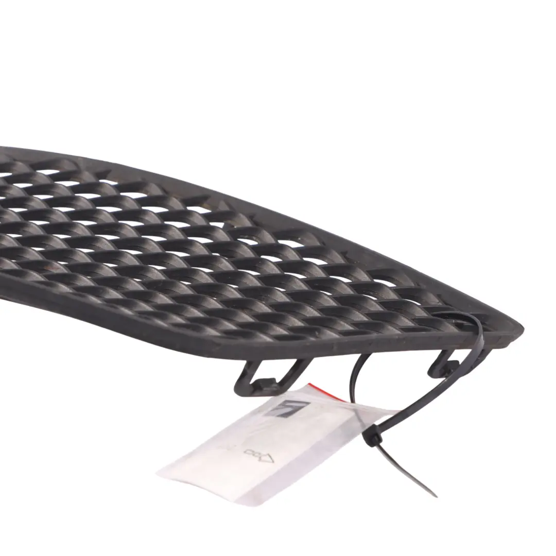 Cubierta parachoques delantero moldura lado derecho para Mercedes C207 con número de pieza A2078850424 Mercedes C207 Cubierta parachoques delantero moldura lado derecho - SKU A2078850424 - Número de pieza A2078850424