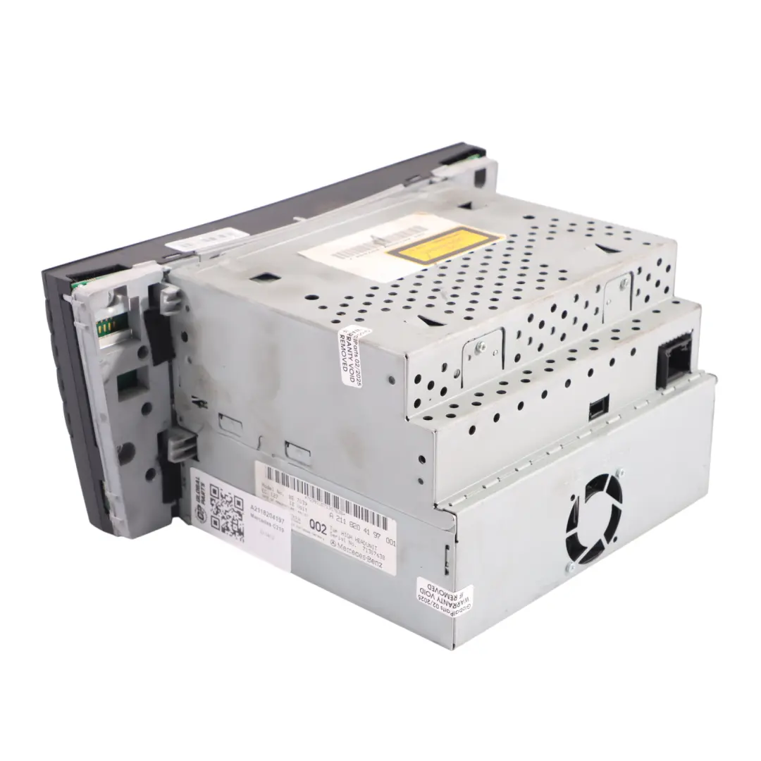 Bildschirm Radio Multimedia Navigation Sat Einheit für Mercedes C219 mit Teilenummer A2118204197 Mercedes C219 Bildschirm Radio Multimedia Navigation Sat Einheit - SKU A2118204197 - Teilenummer A2118204197