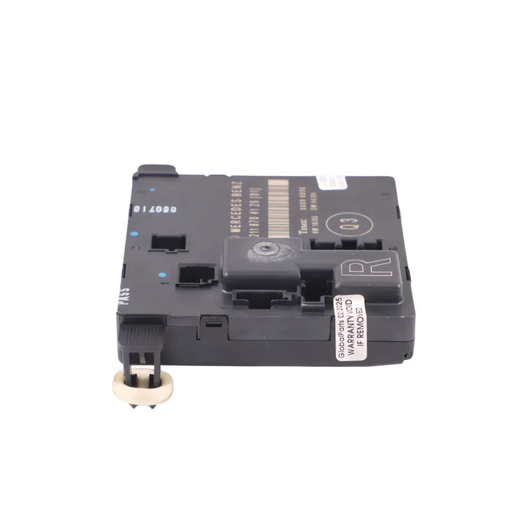 Mercedes W221 Module commande porte arrière droit - SKU A2118704126 - Numéro de pièce A2118704126