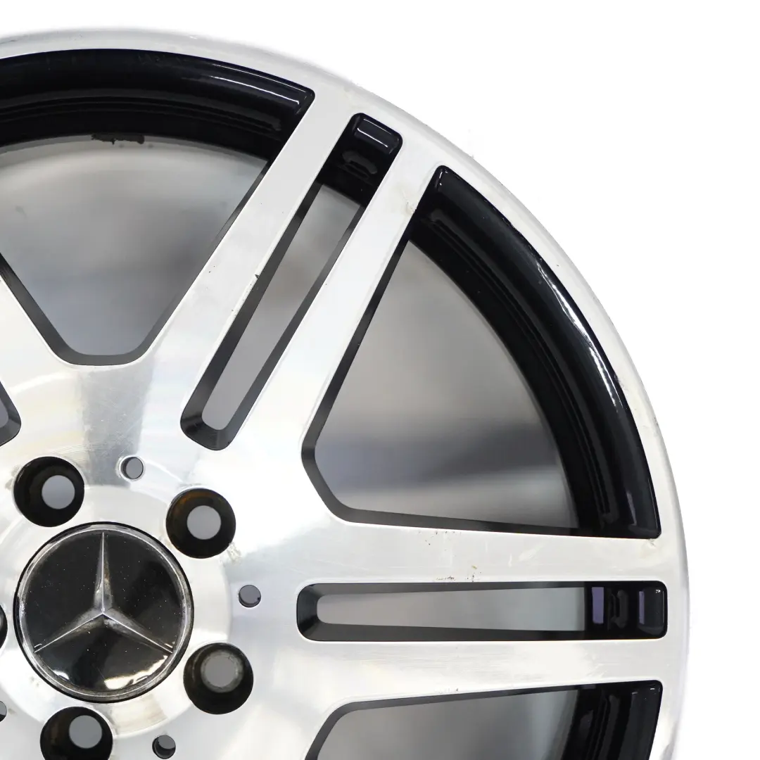 Cerchio Lega Asse Posteriore 18" ET:54 9J per Mercedes W212 con numero di parte A2124012402 Mercedes W212 Cerchio Lega Asse Posteriore 18" ET:54 9J - SKU A2124012402-6 - Numero di parte A2124012402