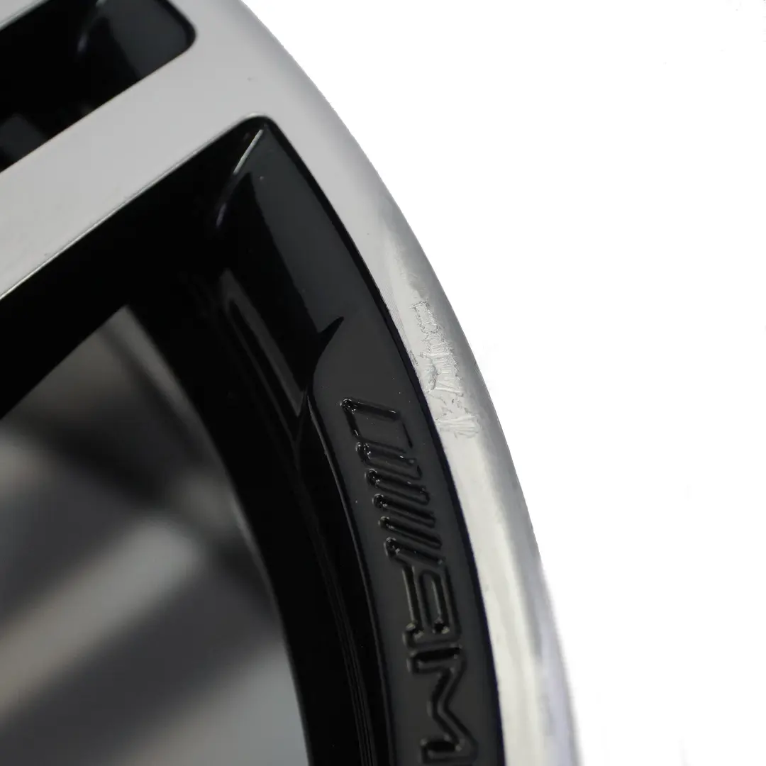 Jante En Alliage Pour Essieu Arrière 18" ET:54 9J pour Mercedes W212 à propos du numéro de pièce A2124012402 Mercedes W212 Jante En Alliage Pour Essieu Arrière 18" ET:54 9J - SKU A2124012402-6 - Numéro de pièce A2124012402