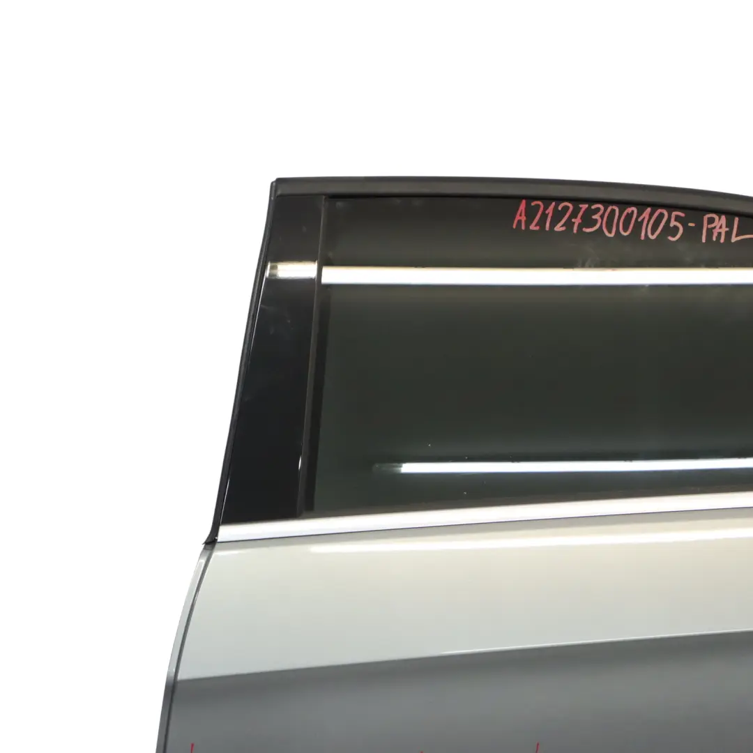 Porta Posteriore Sinistra Palladium Silver Metallic - 792 per Mercedes W212 con numero di parte A2127300105 Mercedes W212 Porta Posteriore Sinistra Palladium Silver Metallic - 792 - SKU A2127300105-PAL - Numero di parte A2127300105