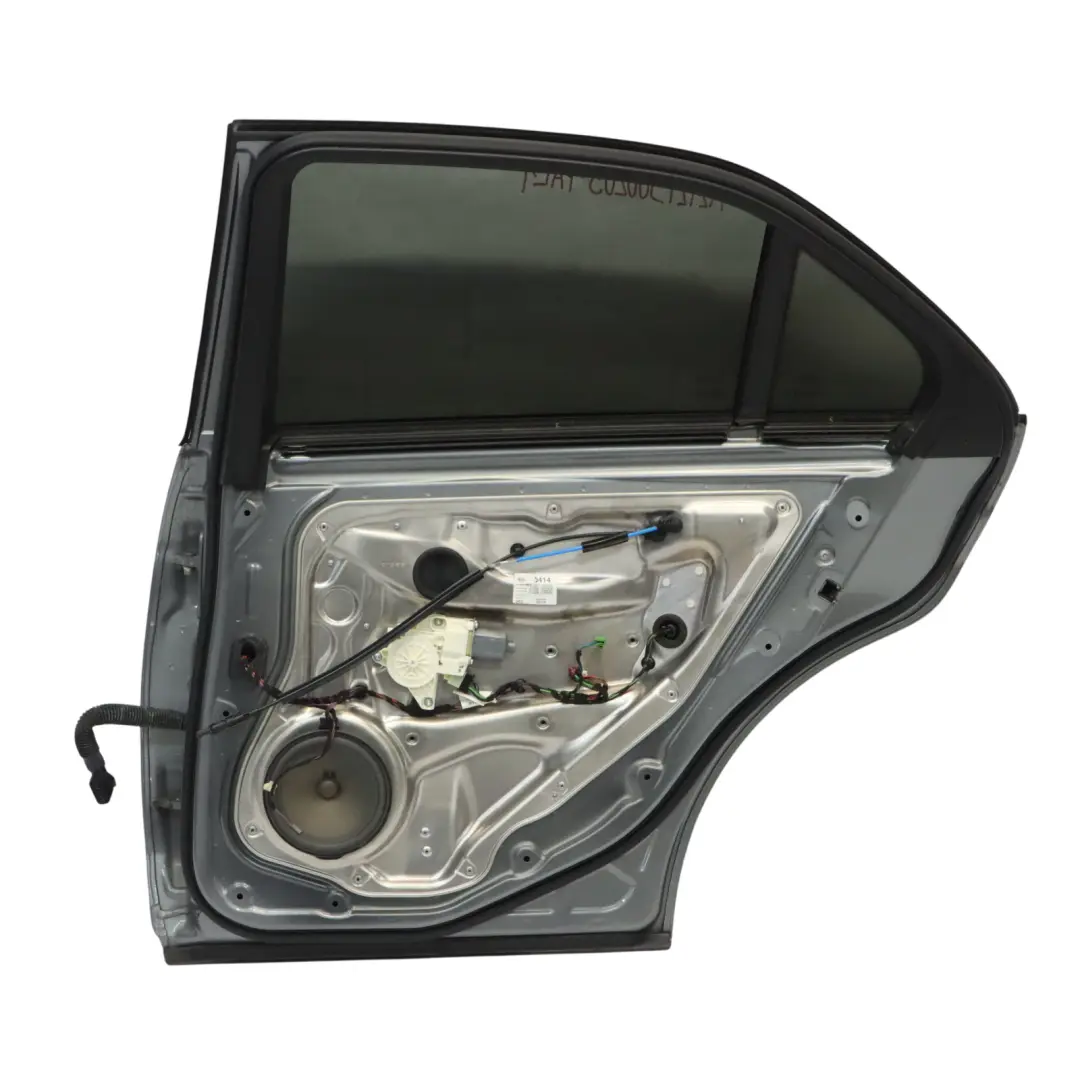 Porta Posteriore Destra Pannello Copertura Palladium Silver 792 per Mercedes W212 con numero di parte A2127300205 Mercedes W212 Porta Posteriore Destra Pannello Copertura Palladium Silver 792 - SKU A2127300205-PAL1 - Numero di parte A2127300205