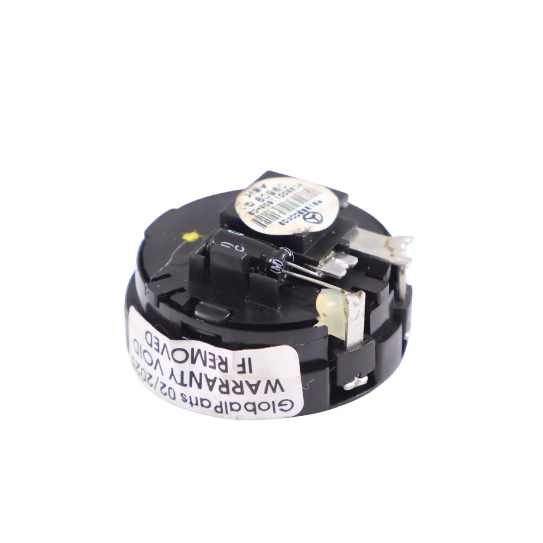 Puerta Trasera Tweeter Altavoz Fuert Izquierda Derecha para Mercedes W212 con número de pieza A2128200502 Mercedes W212 Puerta Trasera Tweeter Altavoz Fuert Izquierda Derecha - SKU A2128200502 - Número de pieza A2128200502