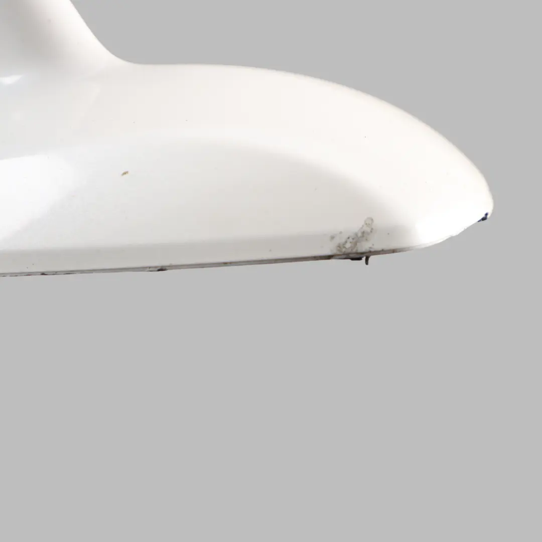 Roof Antenna Shark Diamond White Metallic - 799 to Mercedes W212 with Part number A2128270228 Mercedes W212 Roof Antenna Shark Diamond White Metallic - 799 - SKU A2128270228-DWM - Part number A2128270228