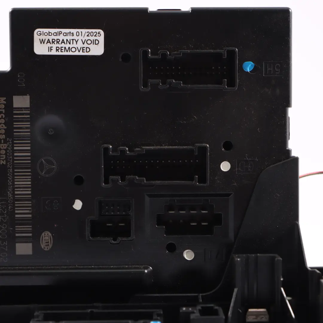 Fuse Box Rear SAM Relay Control Unit Module to Mercedes W212 with Part number A2129003702 Mercedes W212 Fuse Box Rear SAM Relay Control Unit Module - SKU A2129003702 - Part number A2129003702