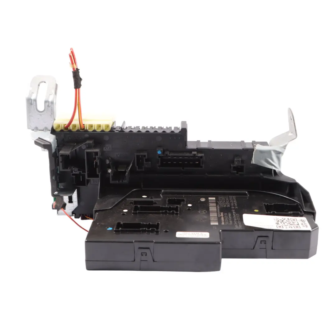 Scatola fusibili posteriore SAM modulo controllo relè per Mercedes W212 con numero di parte A2129003702 Mercedes W212 Scatola fusibili posteriore SAM modulo controllo relè - SKU A2129003702 - Numero di parte A2129003702