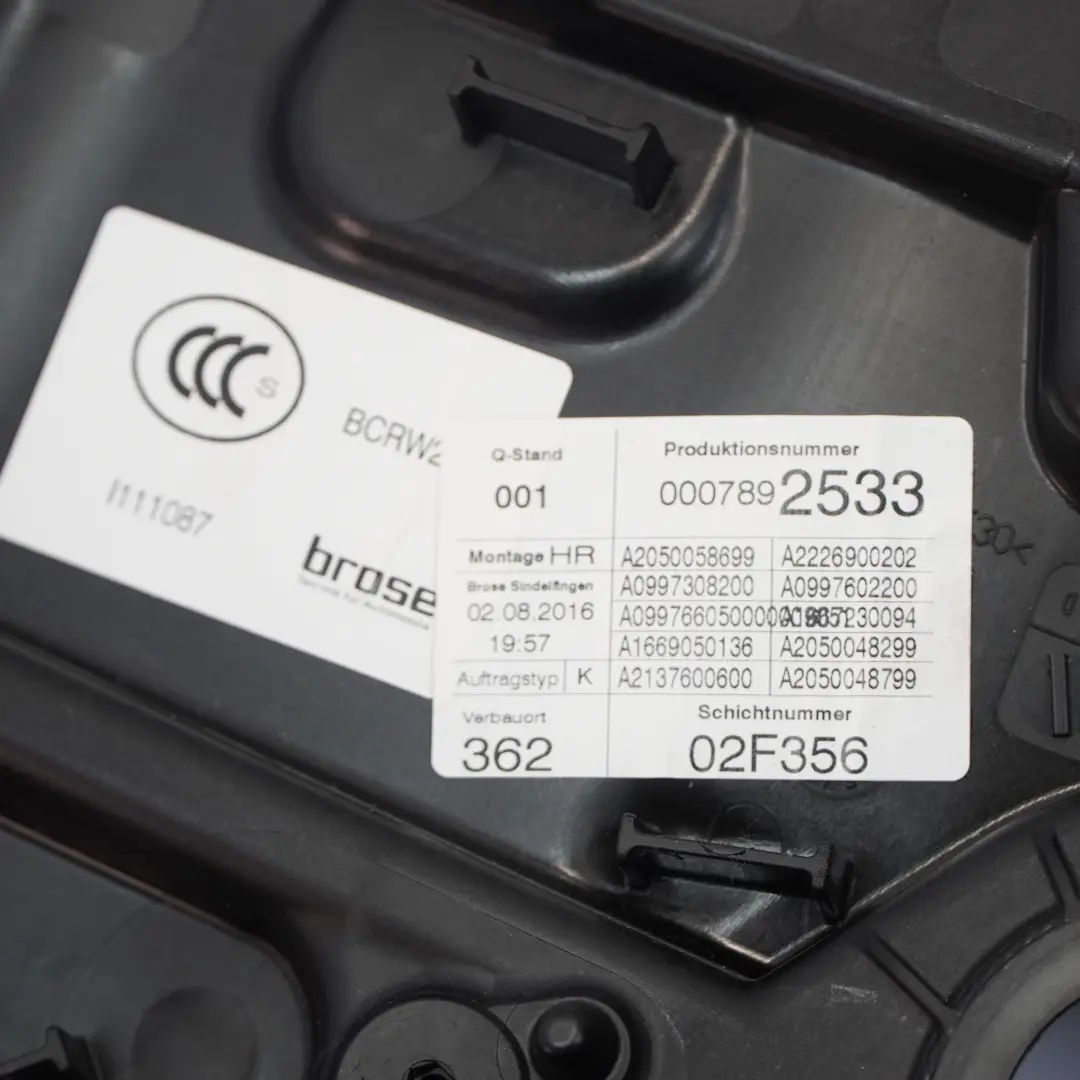 Mercedes W213 Mécanisme de lève vitre arrière droit - SKU A2137306805-1 - Numéro de pièce A2137306805